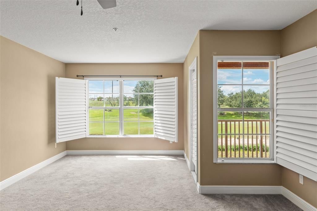 На продажу: $284,900 (3 спален, 2 ванн, 1686 Квадратных фут)