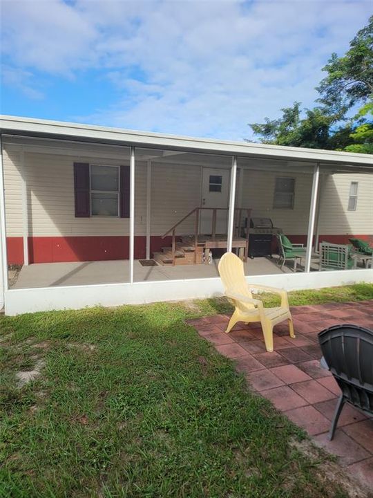 Под контрактом: $190,000 (2 спален, 2 ванн, 1702 Квадратных фут)