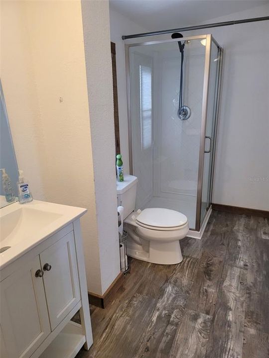 Под контрактом: $190,000 (2 спален, 2 ванн, 1702 Квадратных фут)