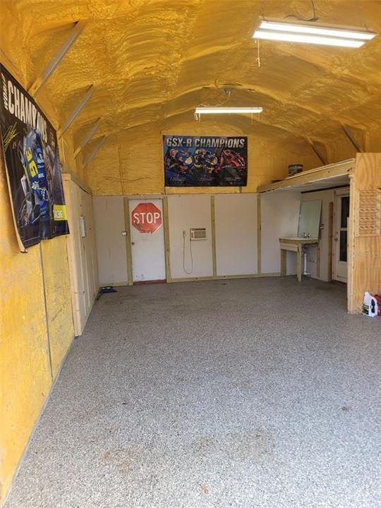 Под контрактом: $190,000 (2 спален, 2 ванн, 1702 Квадратных фут)