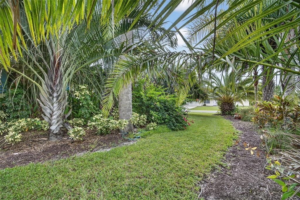 Под контрактом: $270,000 (2 спален, 2 ванн, 1337 Квадратных фут)