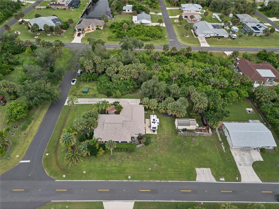 Под контрактом: $270,000 (2 спален, 2 ванн, 1337 Квадратных фут)