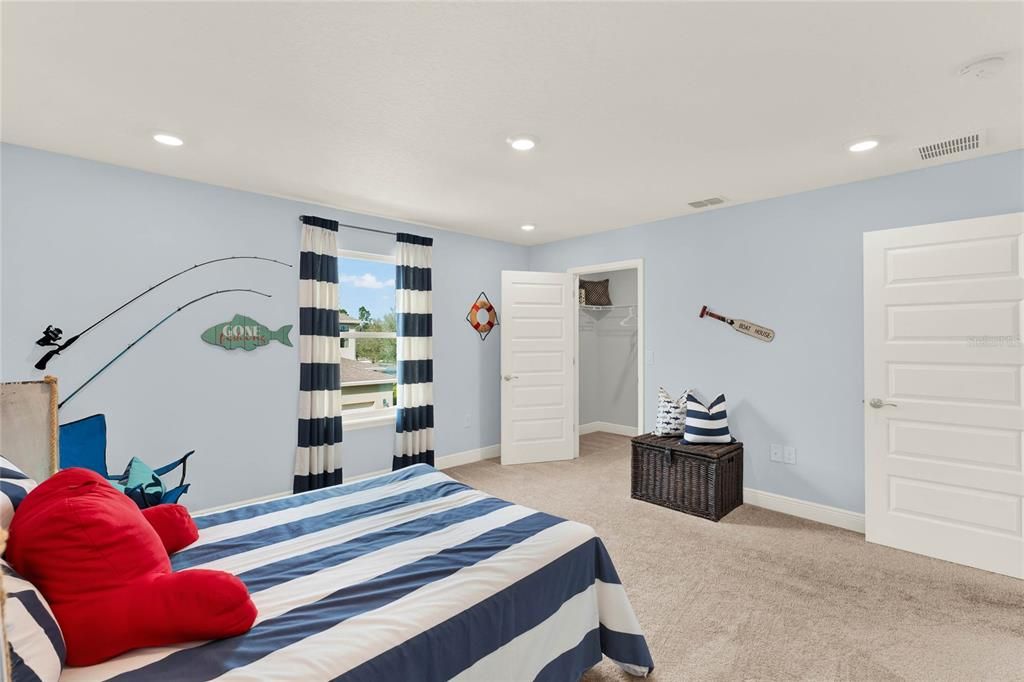 待售: $914,236 (4 贝兹, 3 浴室, 3327 平方英尺)