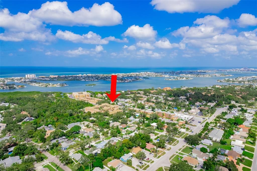 For Sale: $150,000 (2 beds, 1 baths, 987 Square Feet)