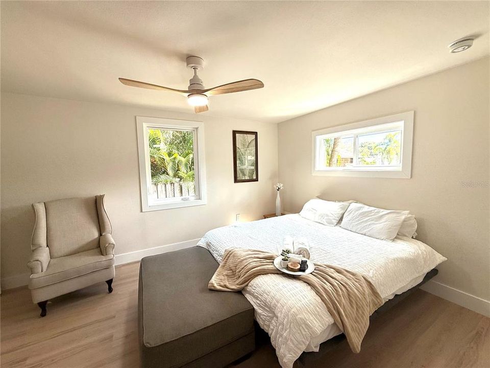 For Rent: $5,400 (3 beds, 2 baths, 1166 Square Feet)