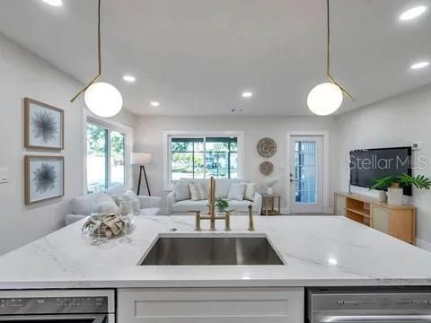 For Rent: $5,400 (3 beds, 2 baths, 1166 Square Feet)