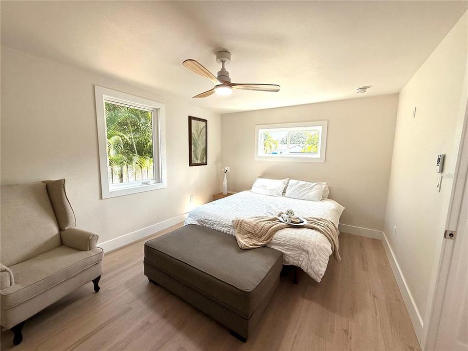 For Rent: $5,400 (3 beds, 2 baths, 1166 Square Feet)