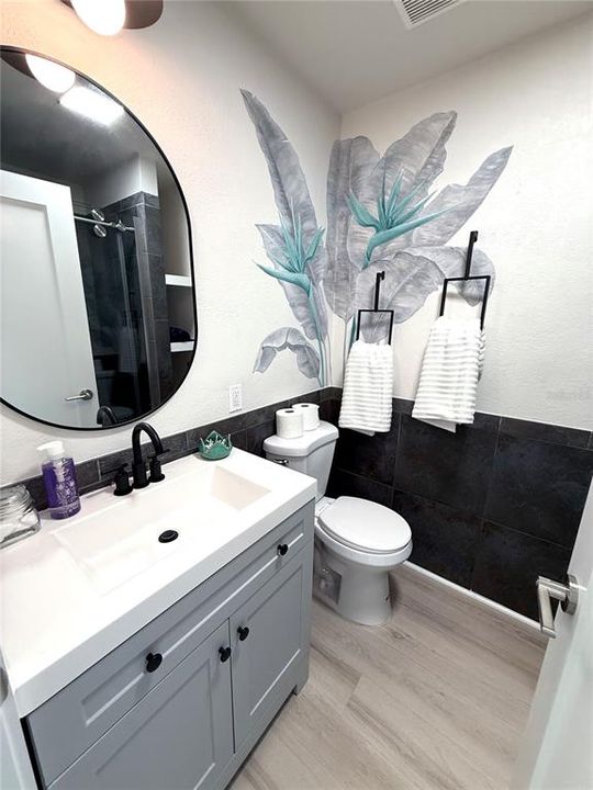 For Rent: $5,400 (3 beds, 2 baths, 1166 Square Feet)