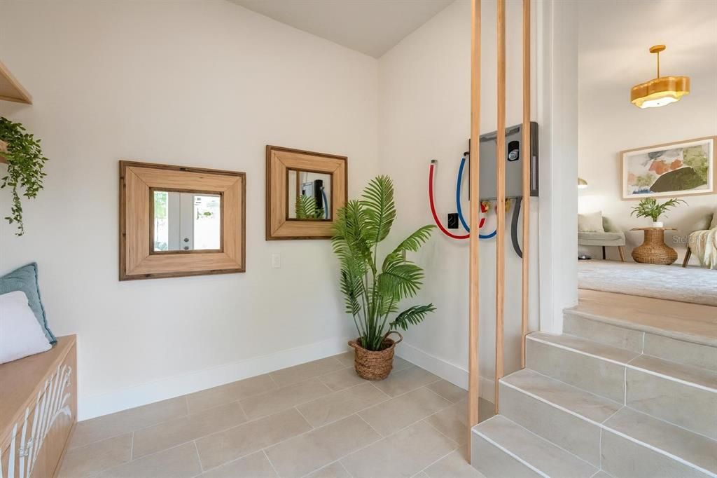 For Rent: $5,400 (3 beds, 2 baths, 1166 Square Feet)