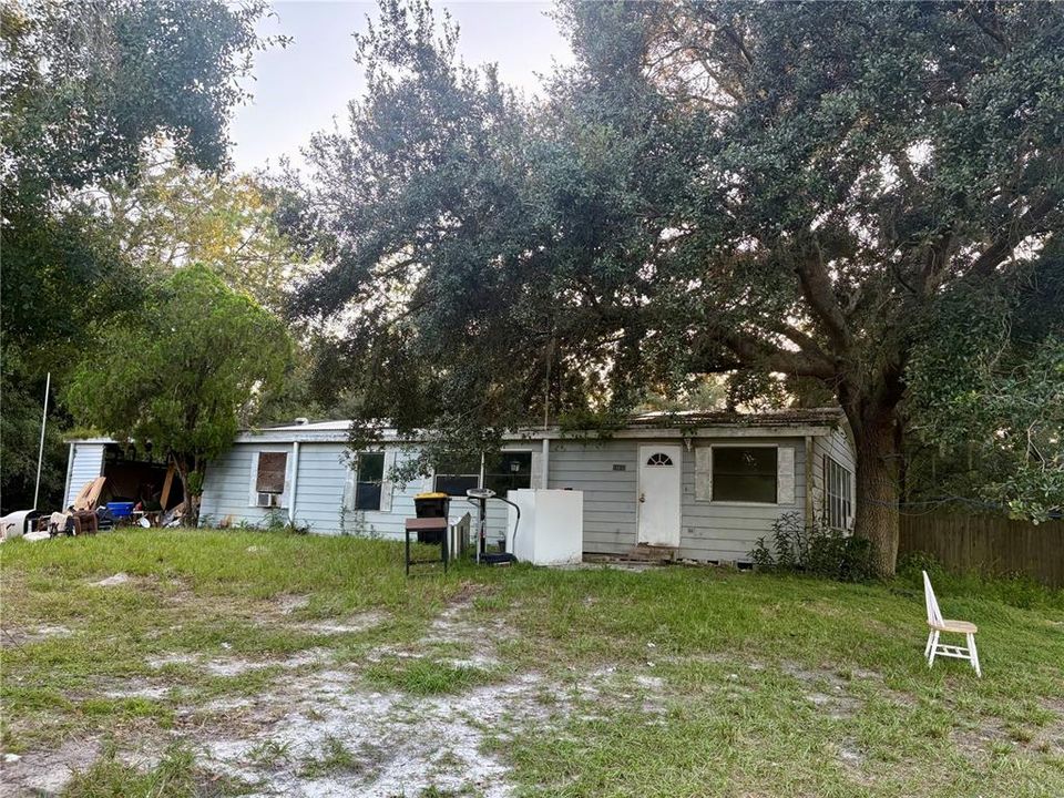 For Sale: $179,999 (3 beds, 2 baths, 1326 Square Feet)