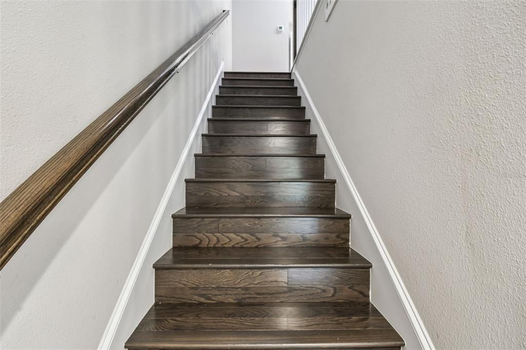 待售: $295,000 (2 贝兹, 2 浴室, 1571 平方英尺)