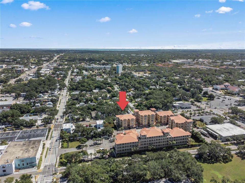 Active With Contract: $335,000 (2 beds, 2 baths, 1588 Square Feet)