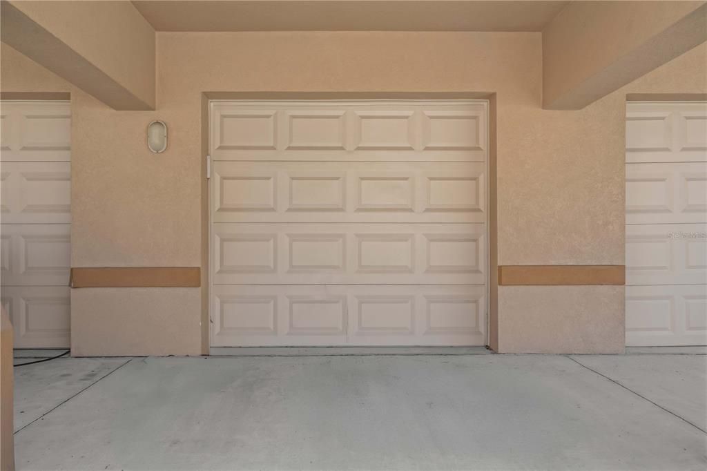 Active With Contract: $335,000 (2 beds, 2 baths, 1588 Square Feet)