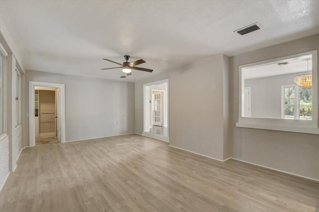 For Sale: $724,500 (4 beds, 3 baths, 2101 Square Feet)