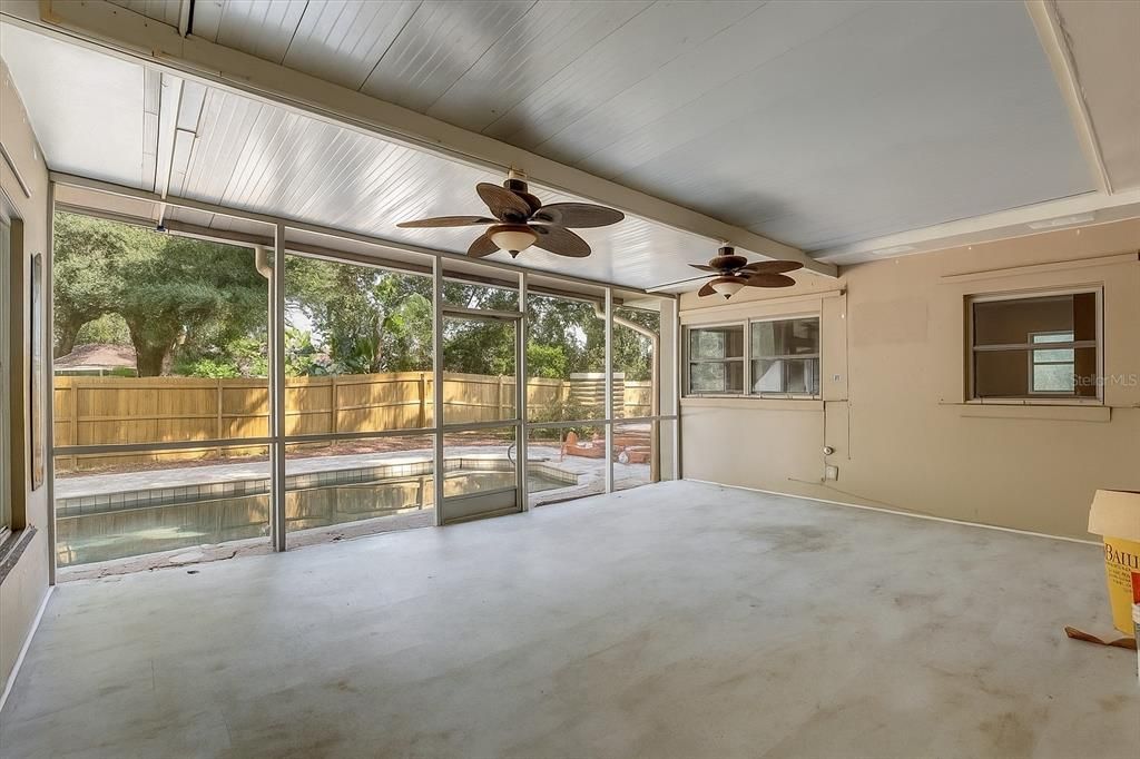 For Sale: $724,500 (4 beds, 3 baths, 2101 Square Feet)