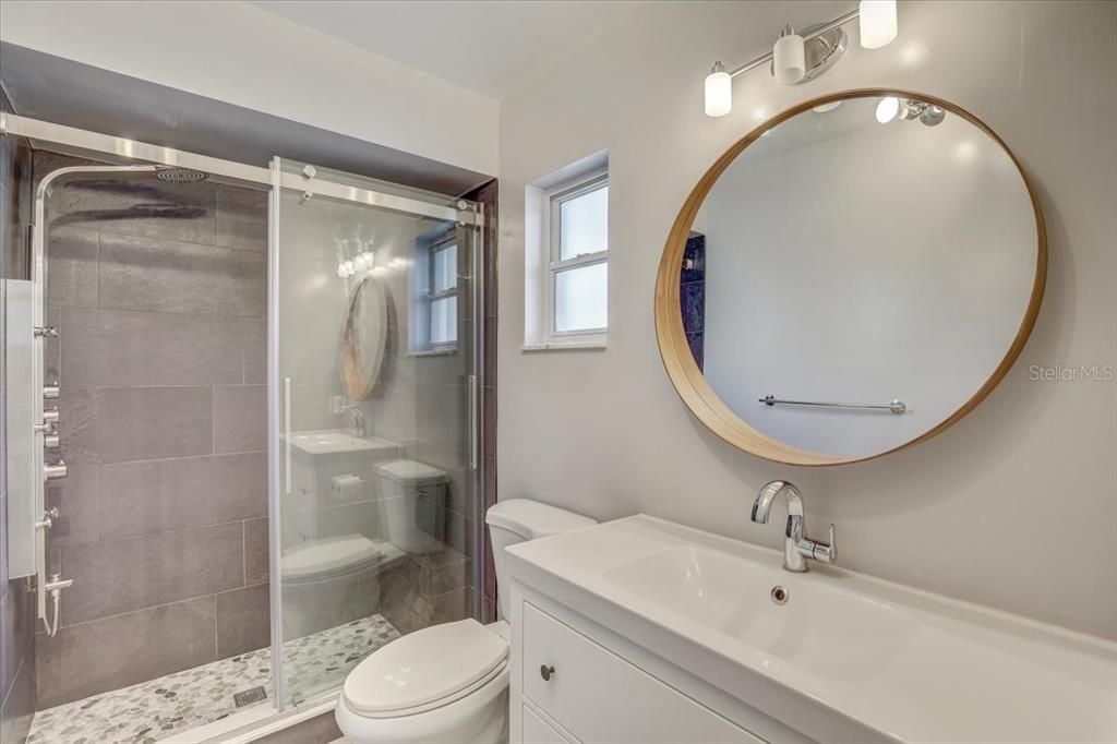 For Sale: $724,500 (4 beds, 3 baths, 2101 Square Feet)