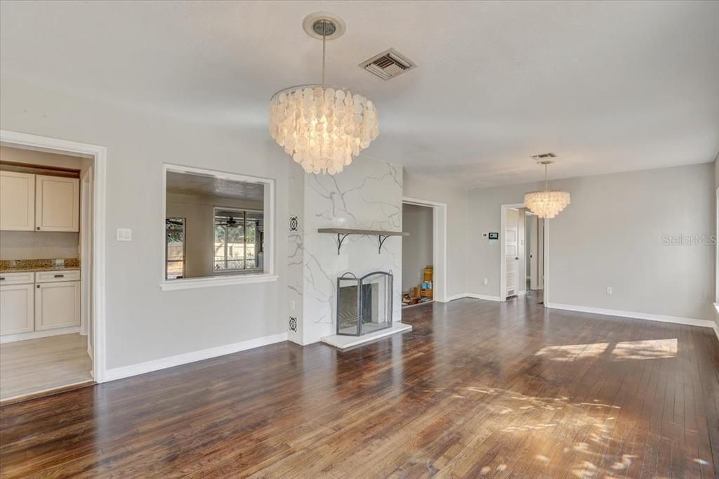 For Sale: $724,500 (4 beds, 3 baths, 2101 Square Feet)