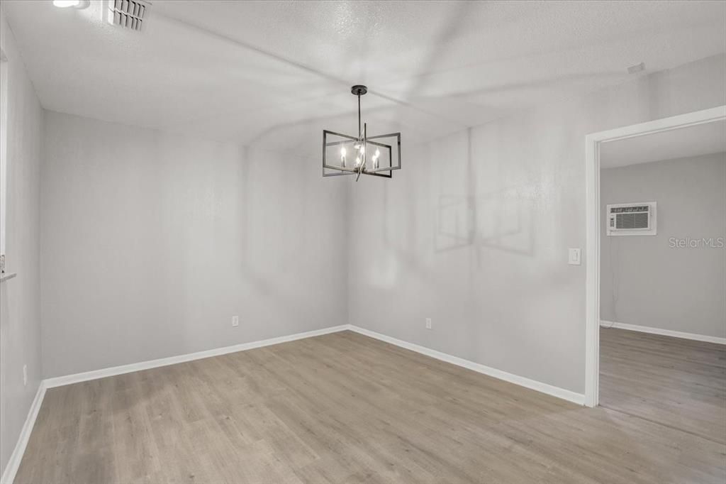 For Sale: $724,500 (4 beds, 3 baths, 2101 Square Feet)