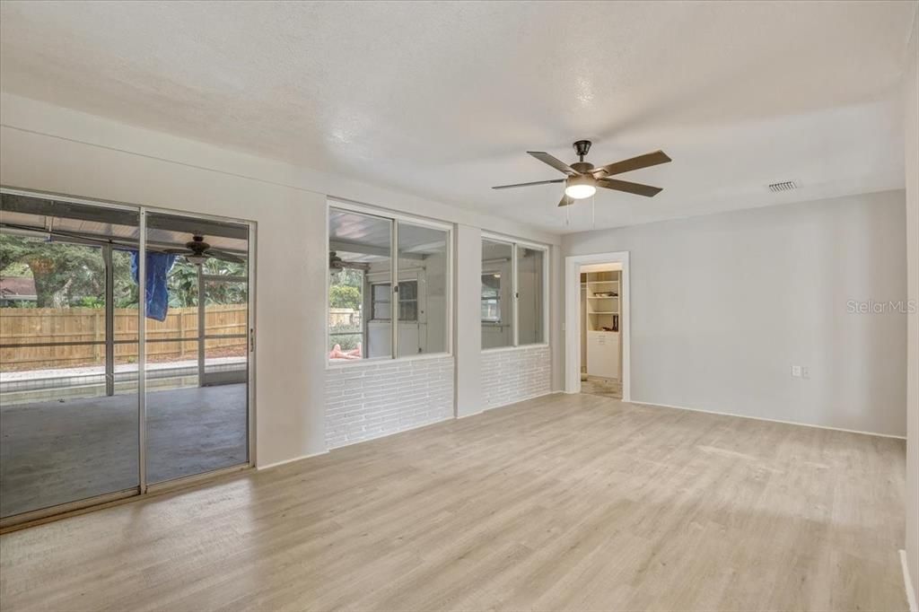 For Sale: $724,500 (4 beds, 3 baths, 2101 Square Feet)