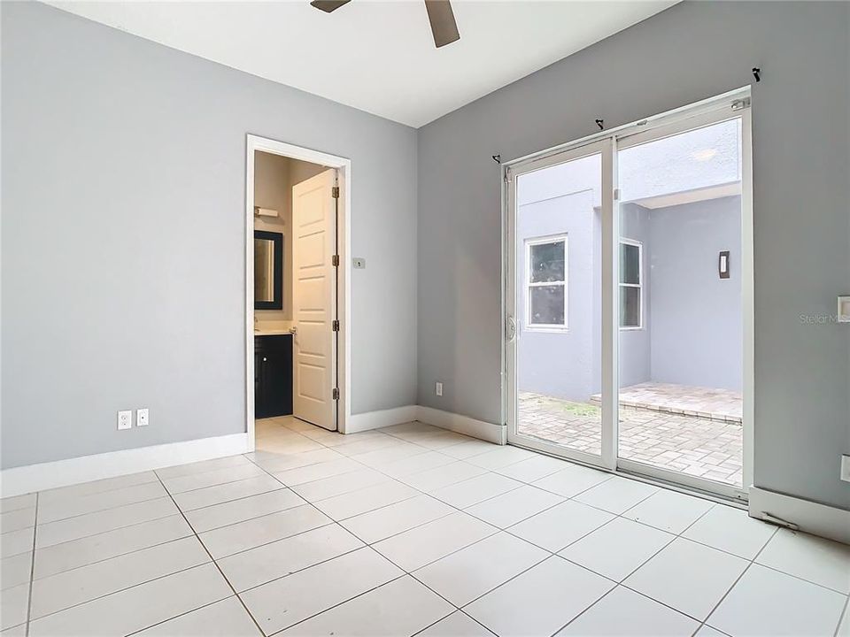 Active With Contract: $395,000 (4 beds, 3 baths, 2498 Square Feet)