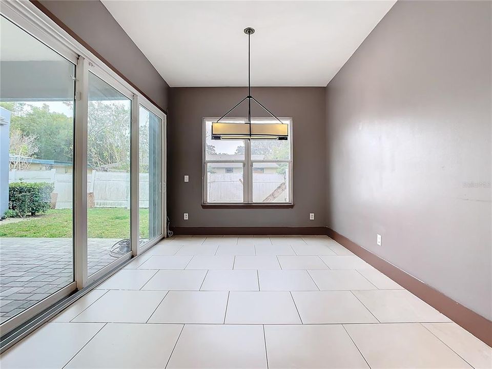 Active With Contract: $395,000 (4 beds, 3 baths, 2498 Square Feet)