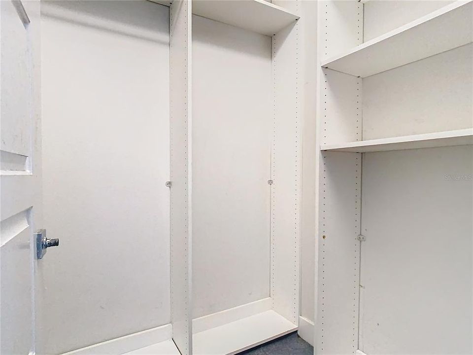 Active With Contract: $395,000 (4 beds, 3 baths, 2498 Square Feet)