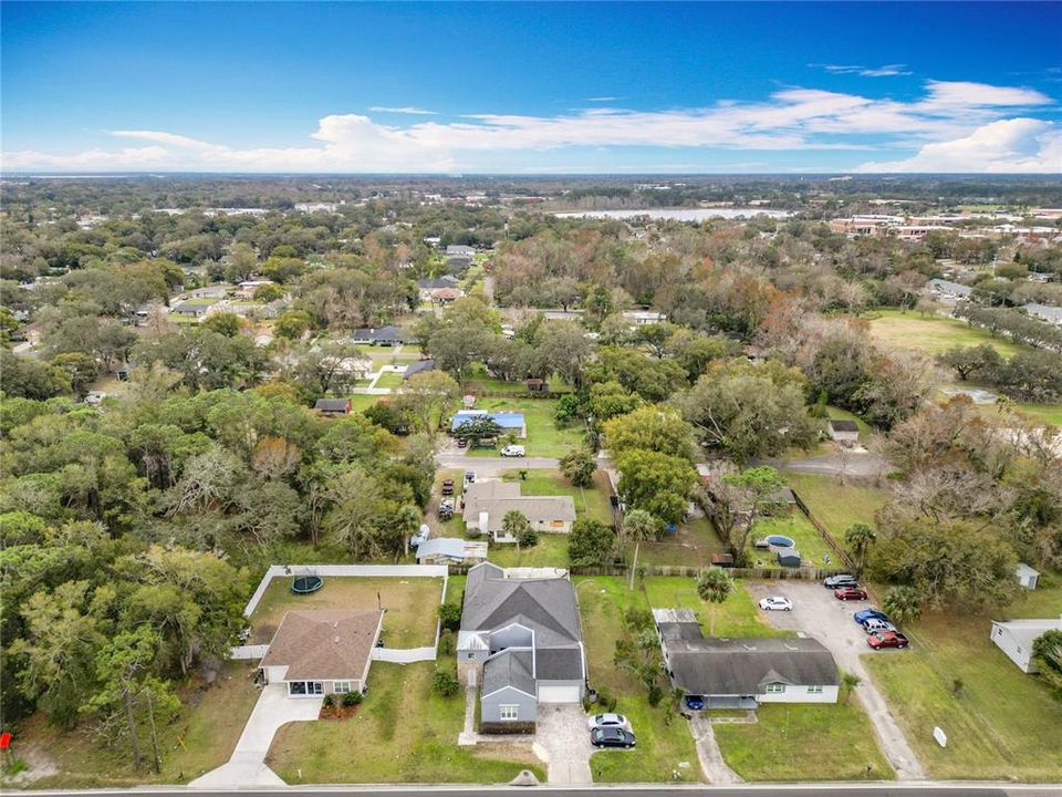 Active With Contract: $395,000 (4 beds, 3 baths, 2498 Square Feet)