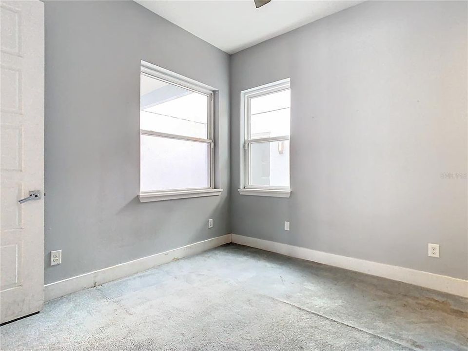 Active With Contract: $395,000 (4 beds, 3 baths, 2498 Square Feet)