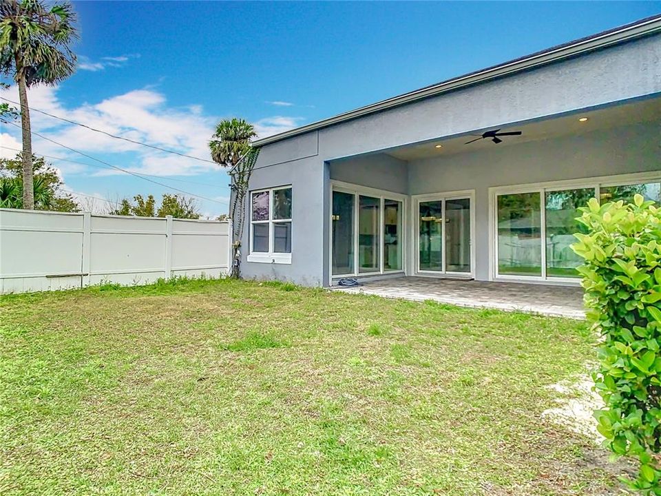 Active With Contract: $395,000 (4 beds, 3 baths, 2498 Square Feet)