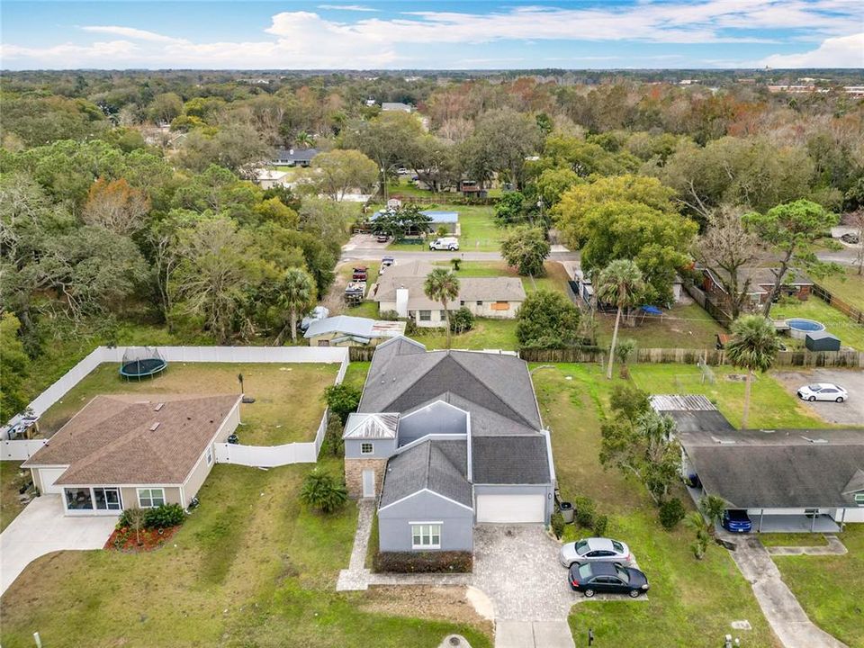 Active With Contract: $395,000 (4 beds, 3 baths, 2498 Square Feet)