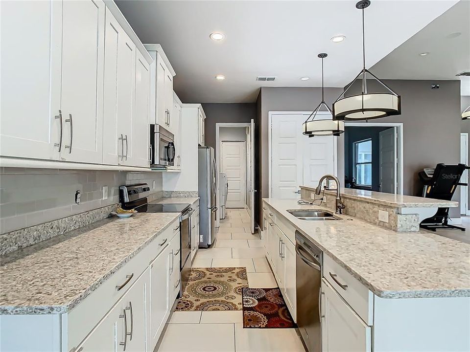 Active With Contract: $395,000 (4 beds, 3 baths, 2498 Square Feet)