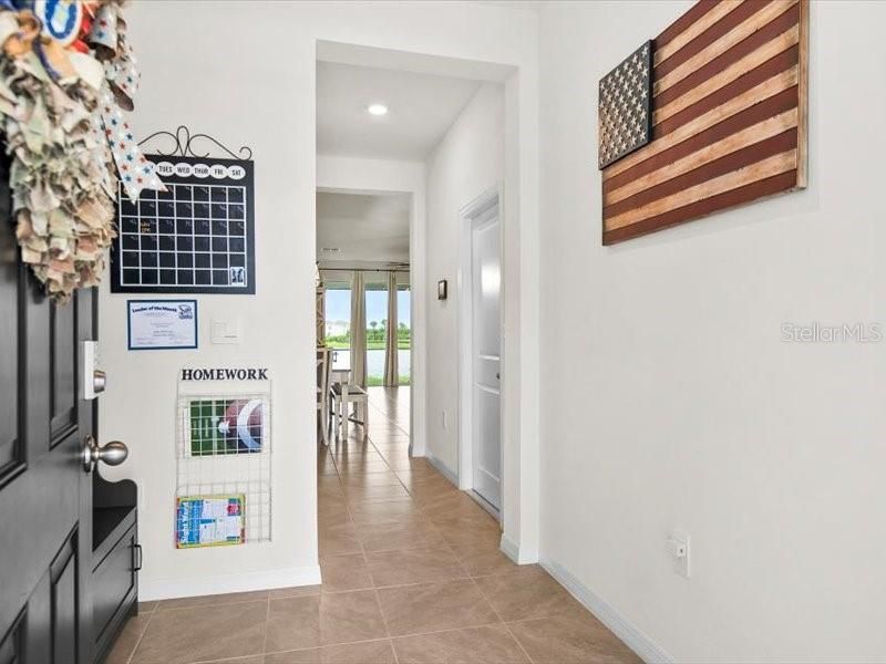 For Sale: $354,000 (3 beds, 2 baths, 1673 Square Feet)