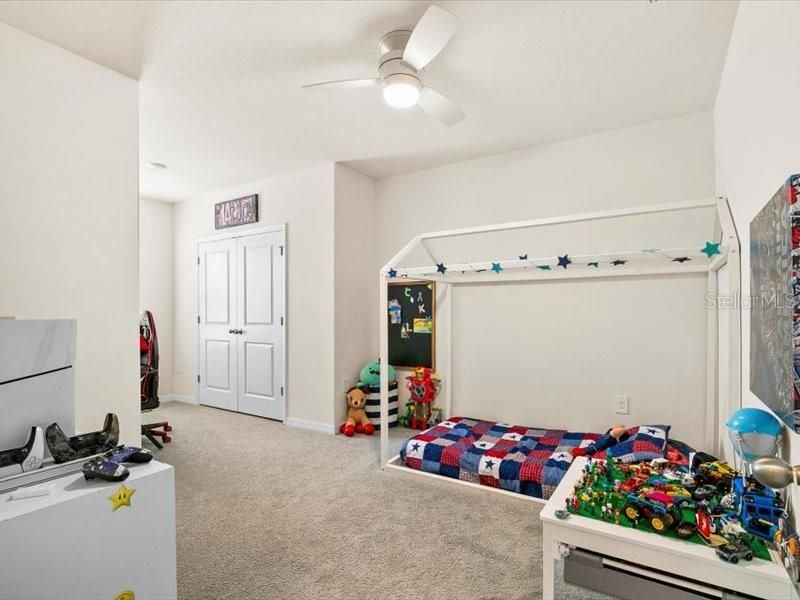 For Sale: $354,000 (3 beds, 2 baths, 1673 Square Feet)