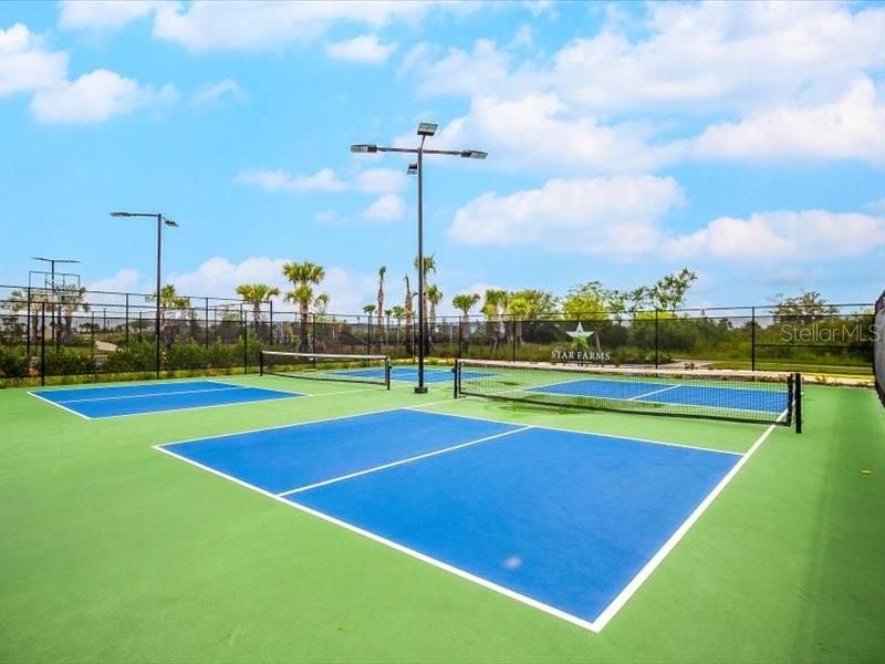 For Sale: $354,000 (3 beds, 2 baths, 1673 Square Feet)