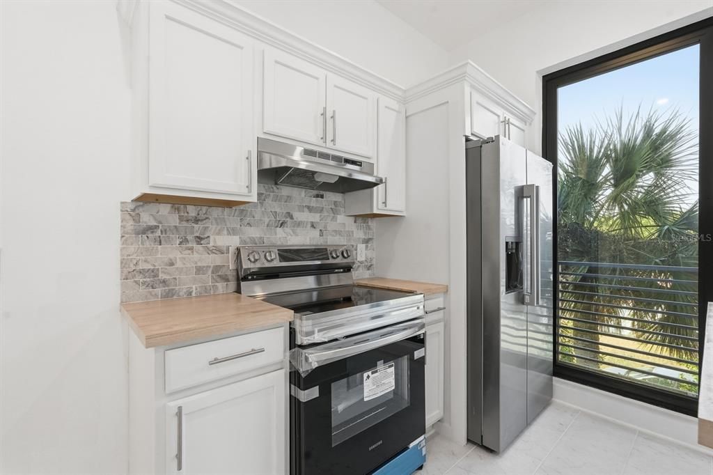 For Sale: $2,247,000 (4 beds, 4 baths, 3692 Square Feet)