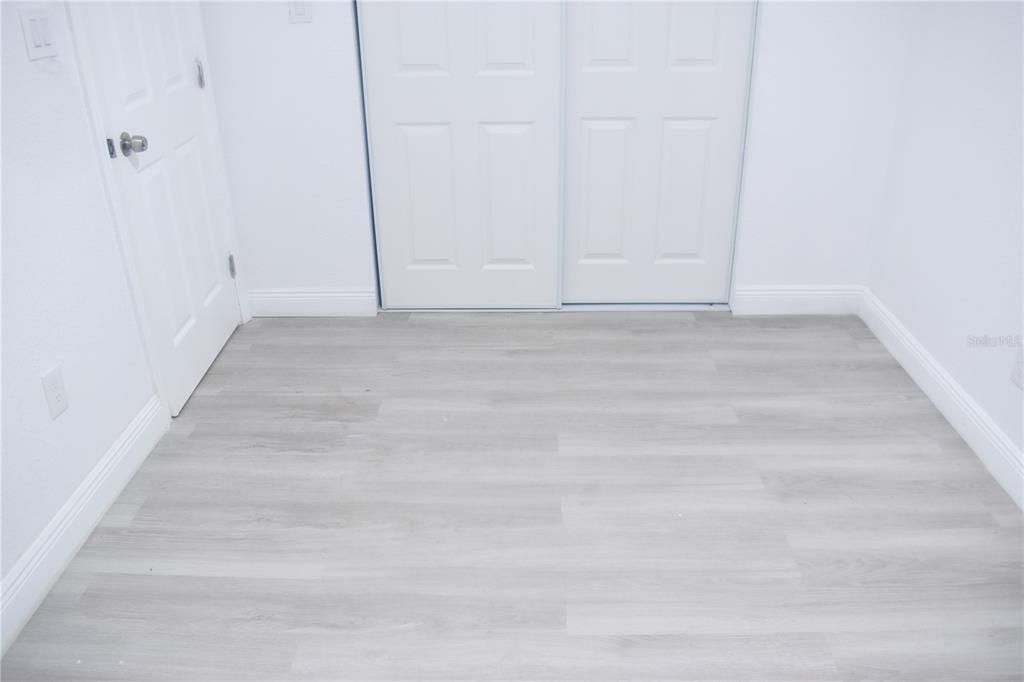 For Rent: $1,200 (1 beds, 1 baths, 440 Square Feet)