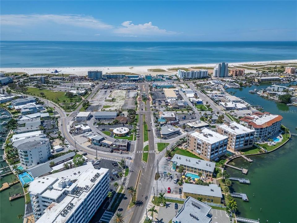 For Sale: $4,500,000 (4 beds, 4 baths, 3754 Square Feet)