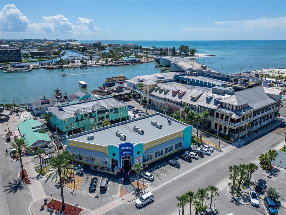 For Sale: $4,500,000 (4 beds, 4 baths, 3754 Square Feet)