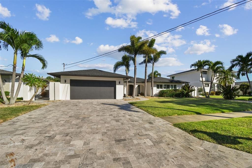 На продажу: $1,975,000 (4 спален, 3 ванн, 2372 Квадратных фут)