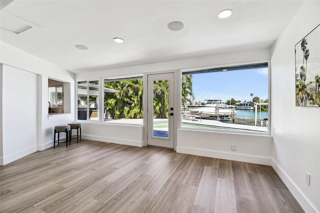 На продажу: $1,975,000 (4 спален, 3 ванн, 2372 Квадратных фут)