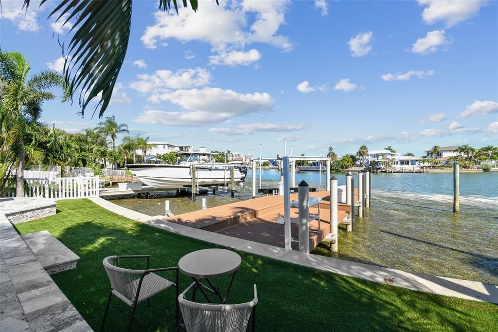 На продажу: $1,975,000 (4 спален, 3 ванн, 2372 Квадратных фут)