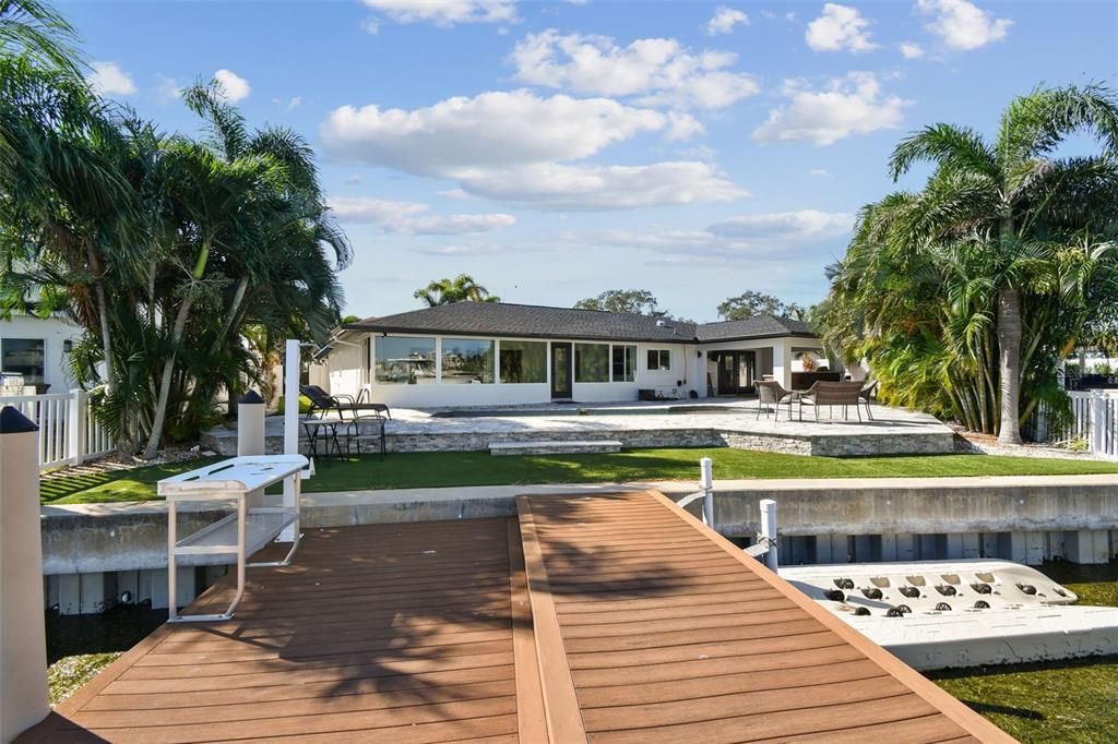 На продажу: $1,975,000 (4 спален, 3 ванн, 2372 Квадратных фут)