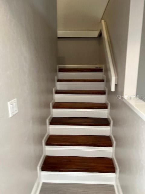 For Sale: $167,500 (3 beds, 2 baths, 1290 Square Feet)