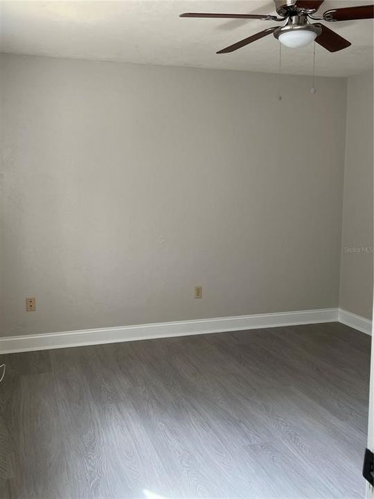 For Sale: $167,500 (3 beds, 2 baths, 1290 Square Feet)