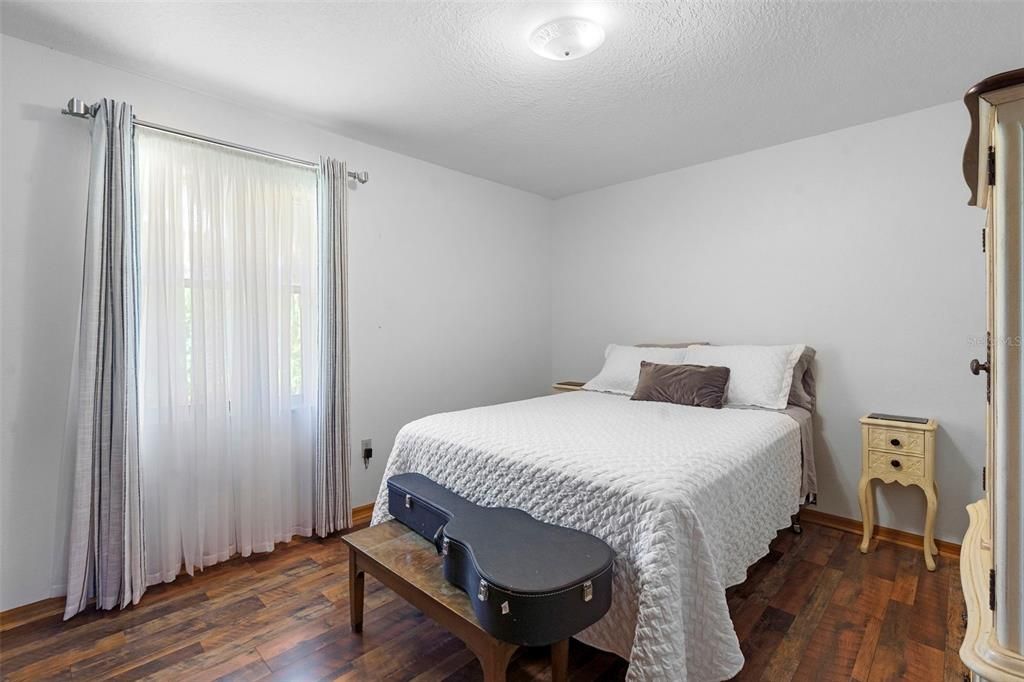 En Venta: $359,900 (3 camas, 3 baños, 1963 Pies cuadrados)