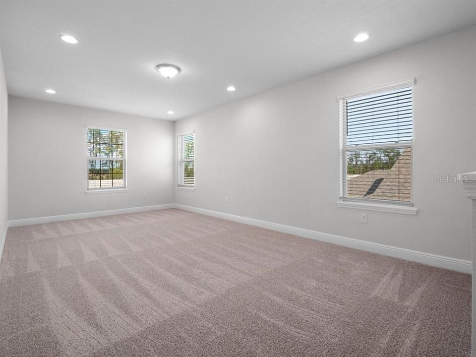 Active With Contract: $820,956 (5 beds, 4 baths, 2866 Square Feet)