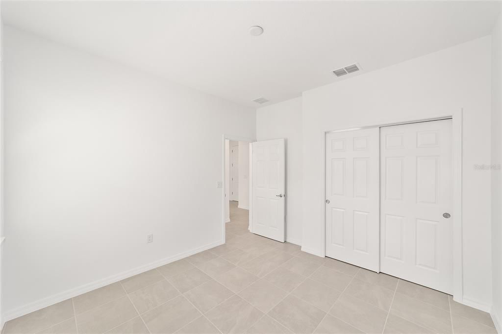 Под контрактом: $295,000 (2 спален, 2 ванн, 1467 Квадратных фут)