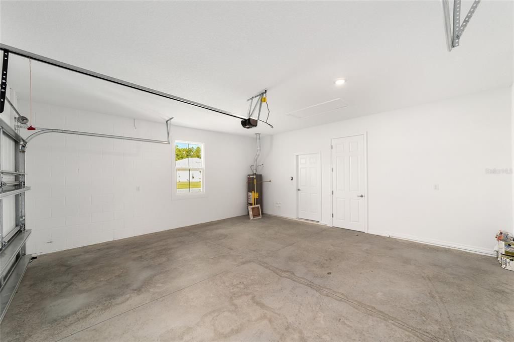 Под контрактом: $295,000 (2 спален, 2 ванн, 1467 Квадратных фут)