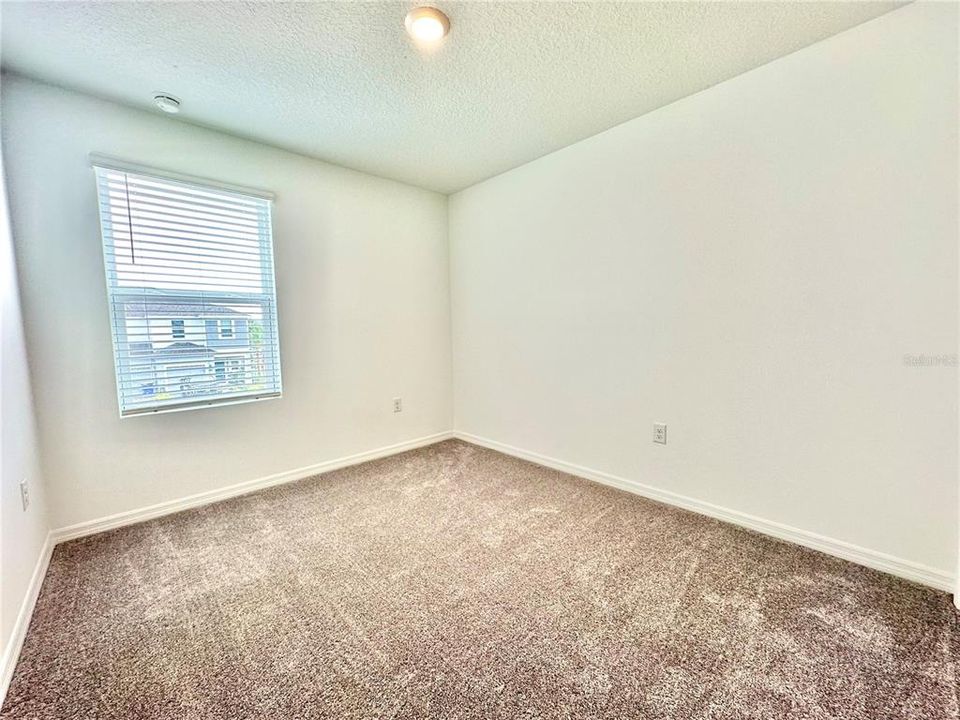 For Rent: $2,075 (3 beds, 2 baths, 1373 Square Feet)