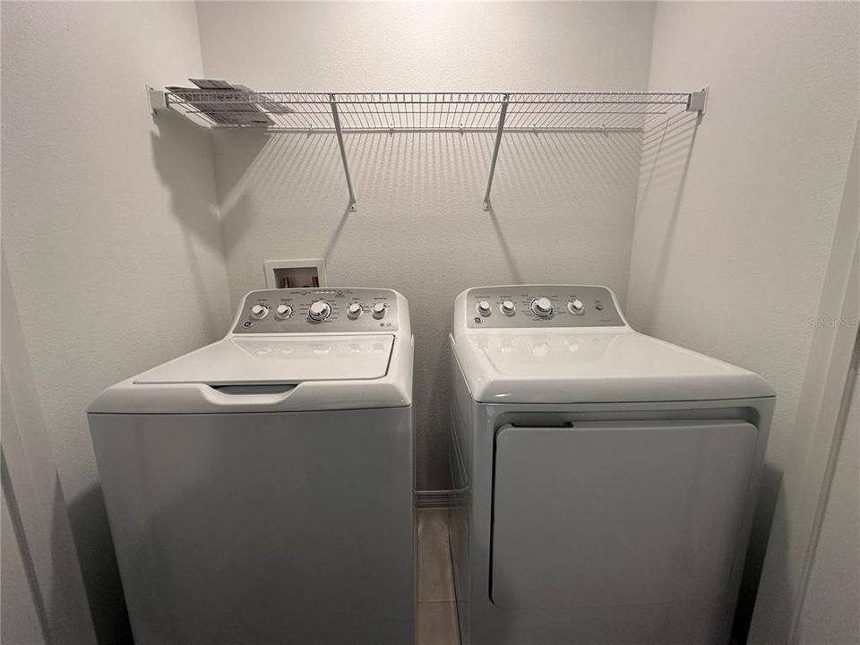 For Rent: $2,075 (3 beds, 2 baths, 1373 Square Feet)